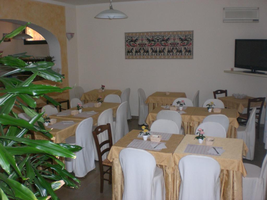 Hotel Maxim Olbia Exterior foto