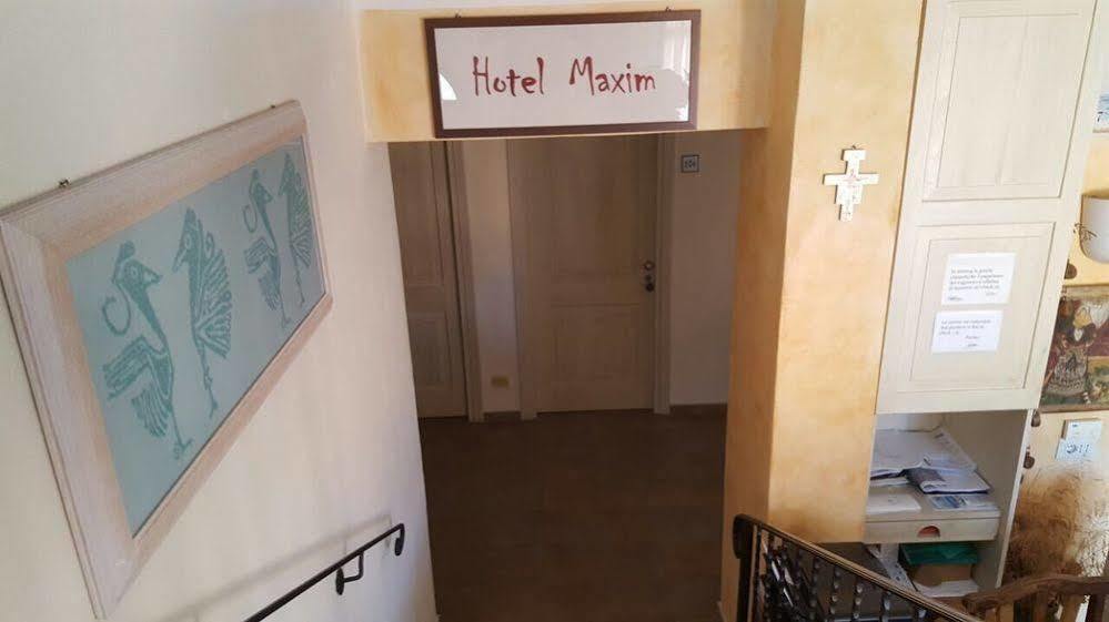 Hotel Maxim Olbia Exterior foto